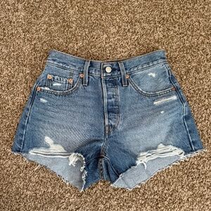 NEW levi 501 denim shorts